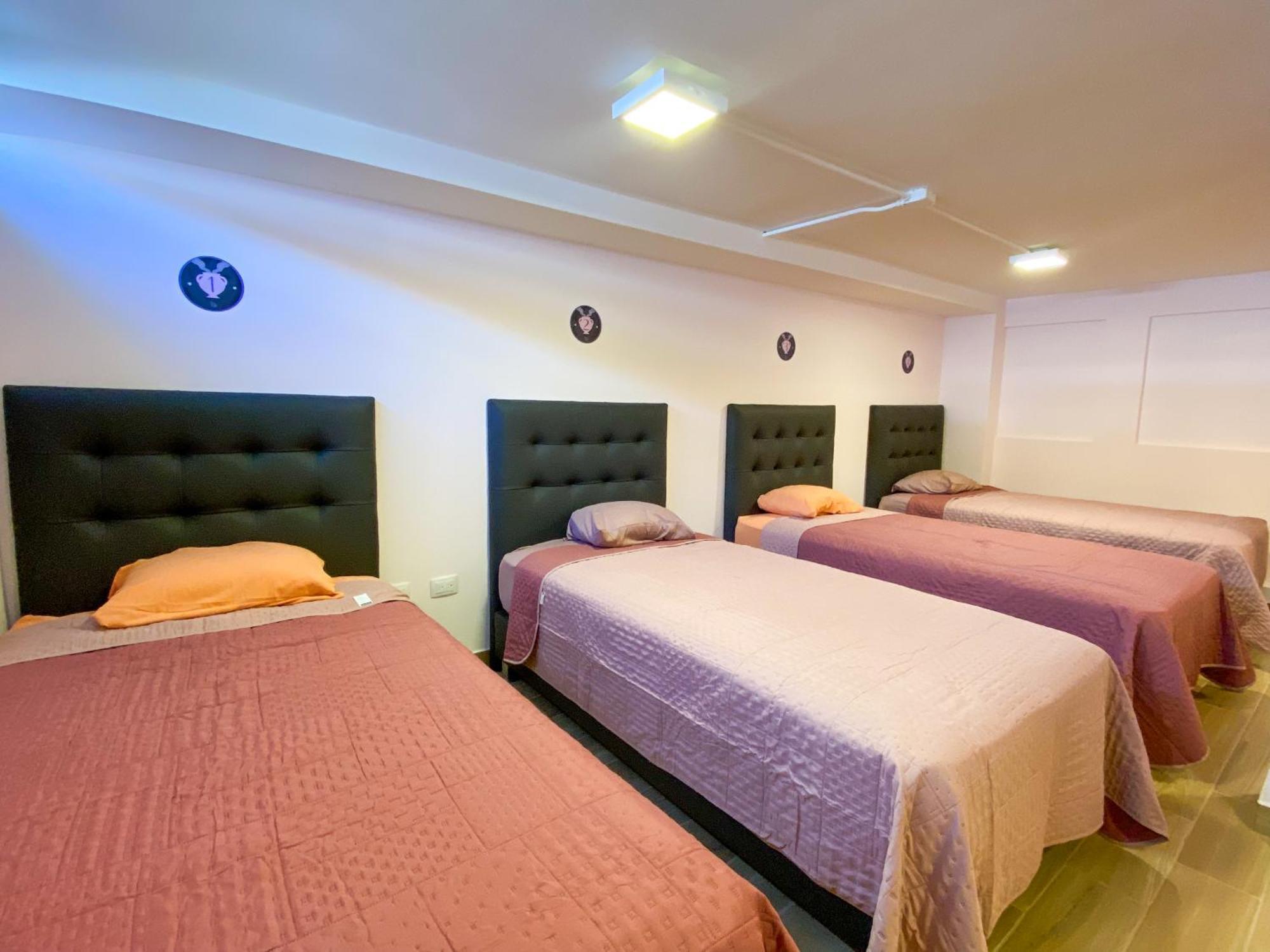Casa Pandora Hostel Women Only San José Esterno foto